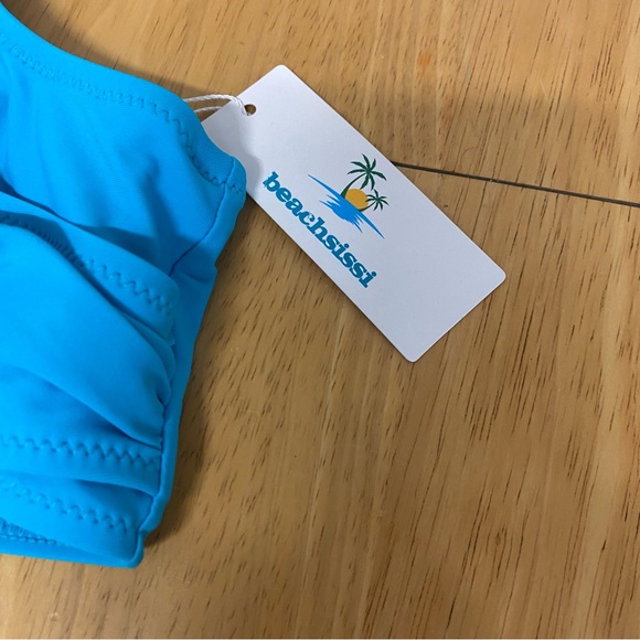 Beachsissi Women’s Twist Front Tie Back Swimsuit Solid Blue Color Size XL - Picture 8 of 12